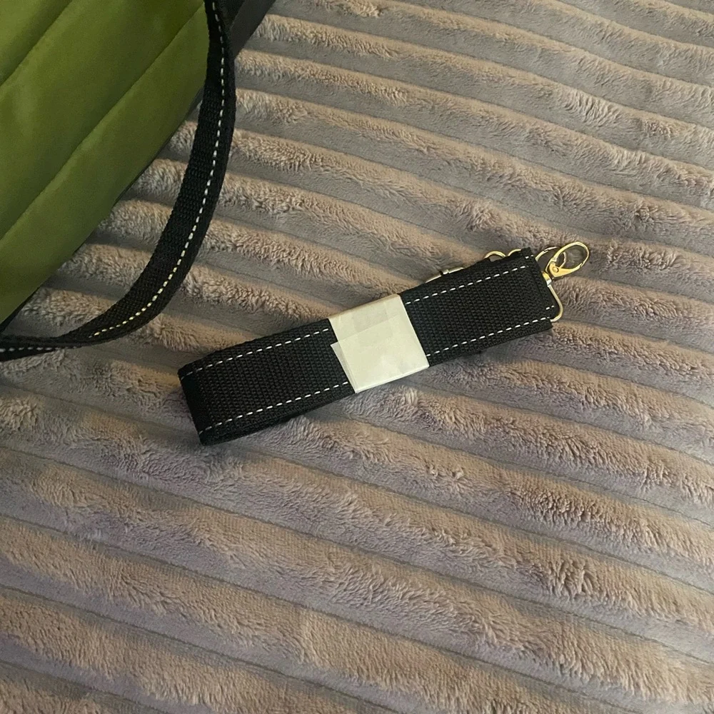 Scout Olive Green Quilted Bag - Picture 7 of 7